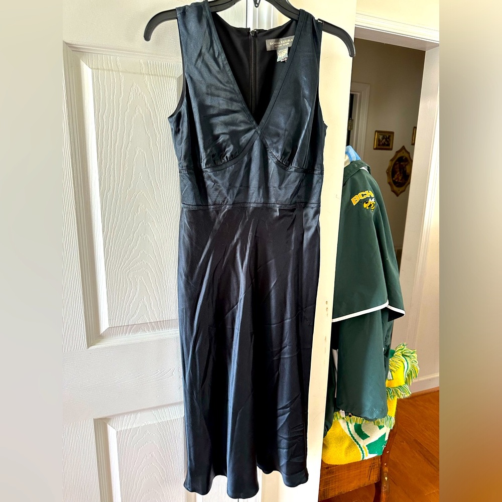 Banana Republic 100% Silk Black Dress NWT